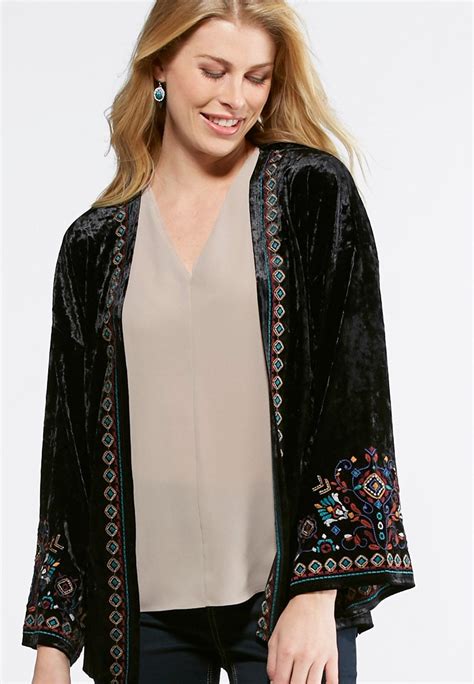 embroidered velvet kimono